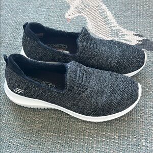 Skechers Black and White Slip-On Sneakers with Cushioned Sole